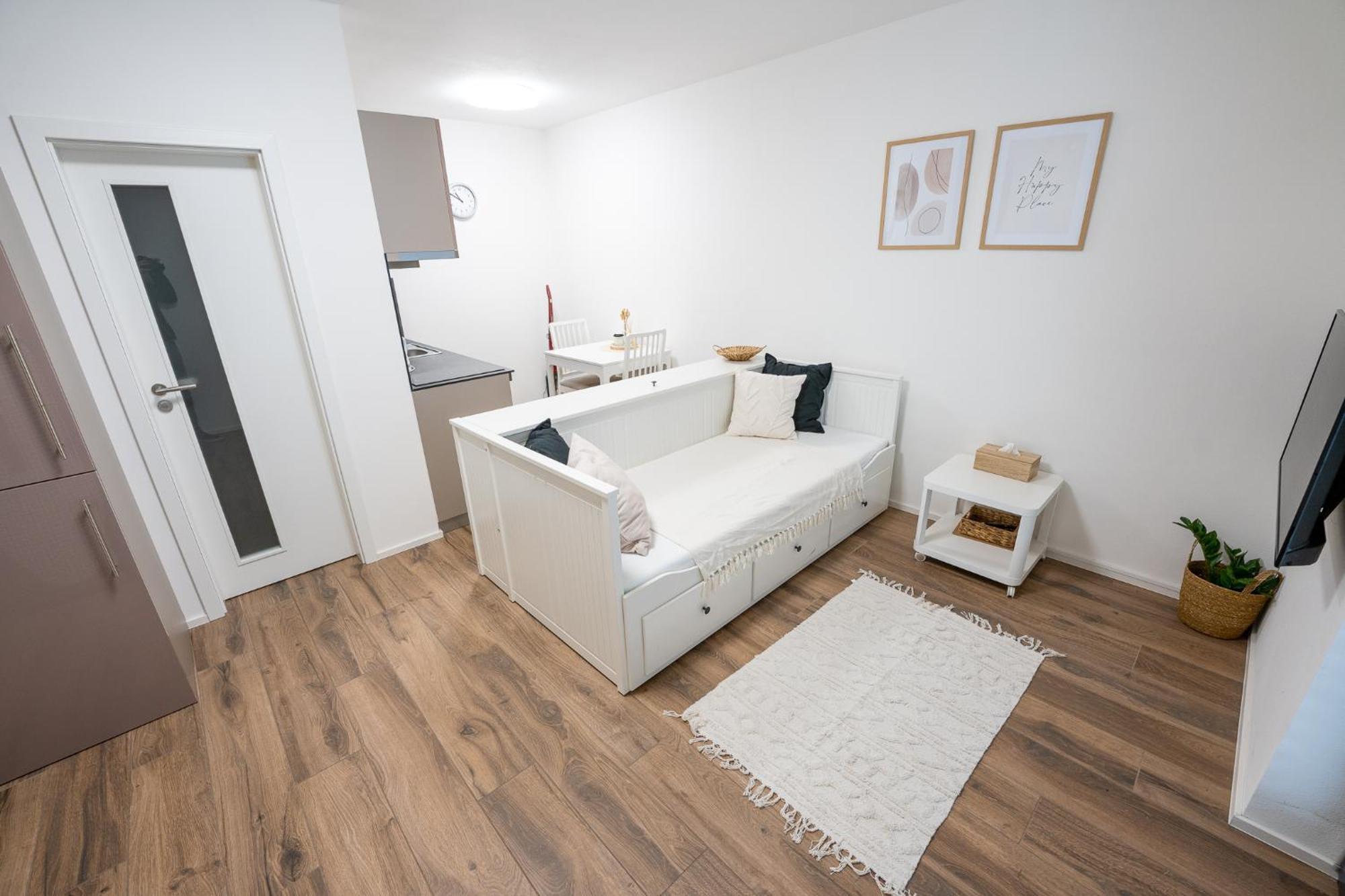 Apartmany Gemini Zlin Ngoại thất bức ảnh